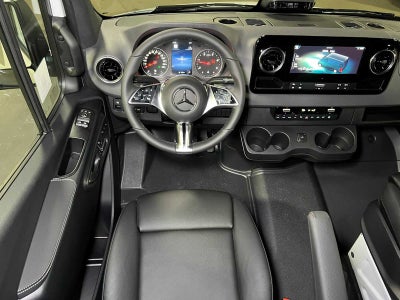 2026 Mercedes-Benz Sprinter Passenger 2500 Standard Roof I4 Diesel HO 144 AWD