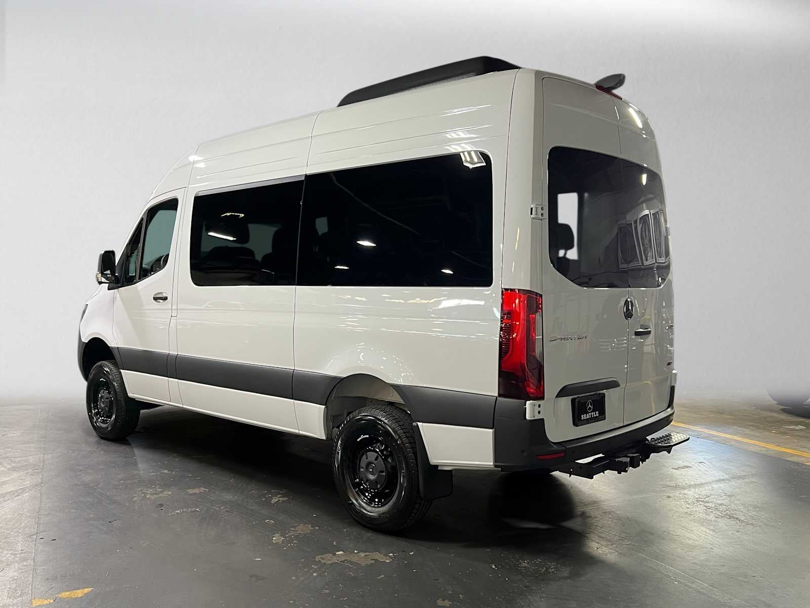 2026 Mercedes-Benz Sprinter Passenger 2500 Standard Roof I4 Diesel HO 144 AWD