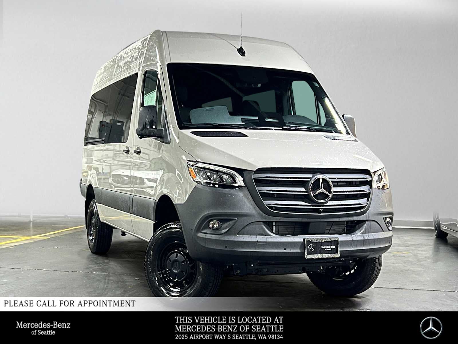 2026 Mercedes-Benz Sprinter Passenger Van 2500 Standard Roof I4 Diesel HO 144 AWD
