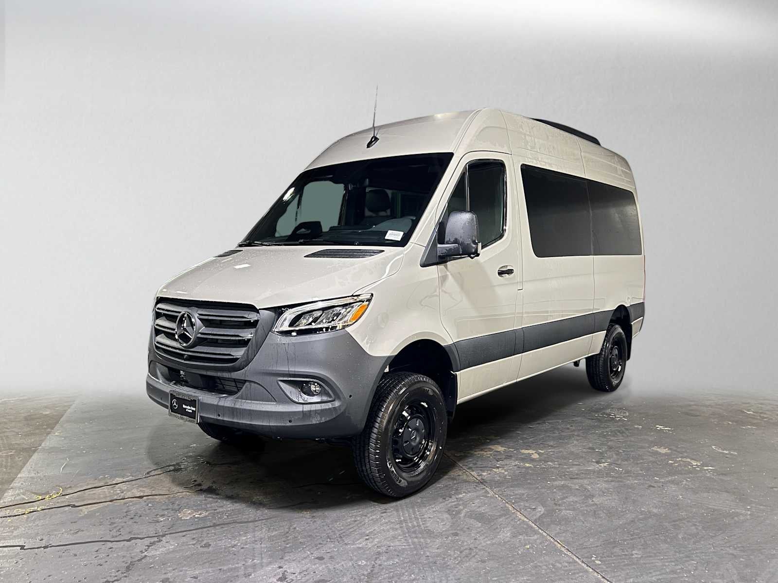 2026 Mercedes-Benz Sprinter Passenger Van 2500 Standard Roof I4 Diesel HO 144 AWD
