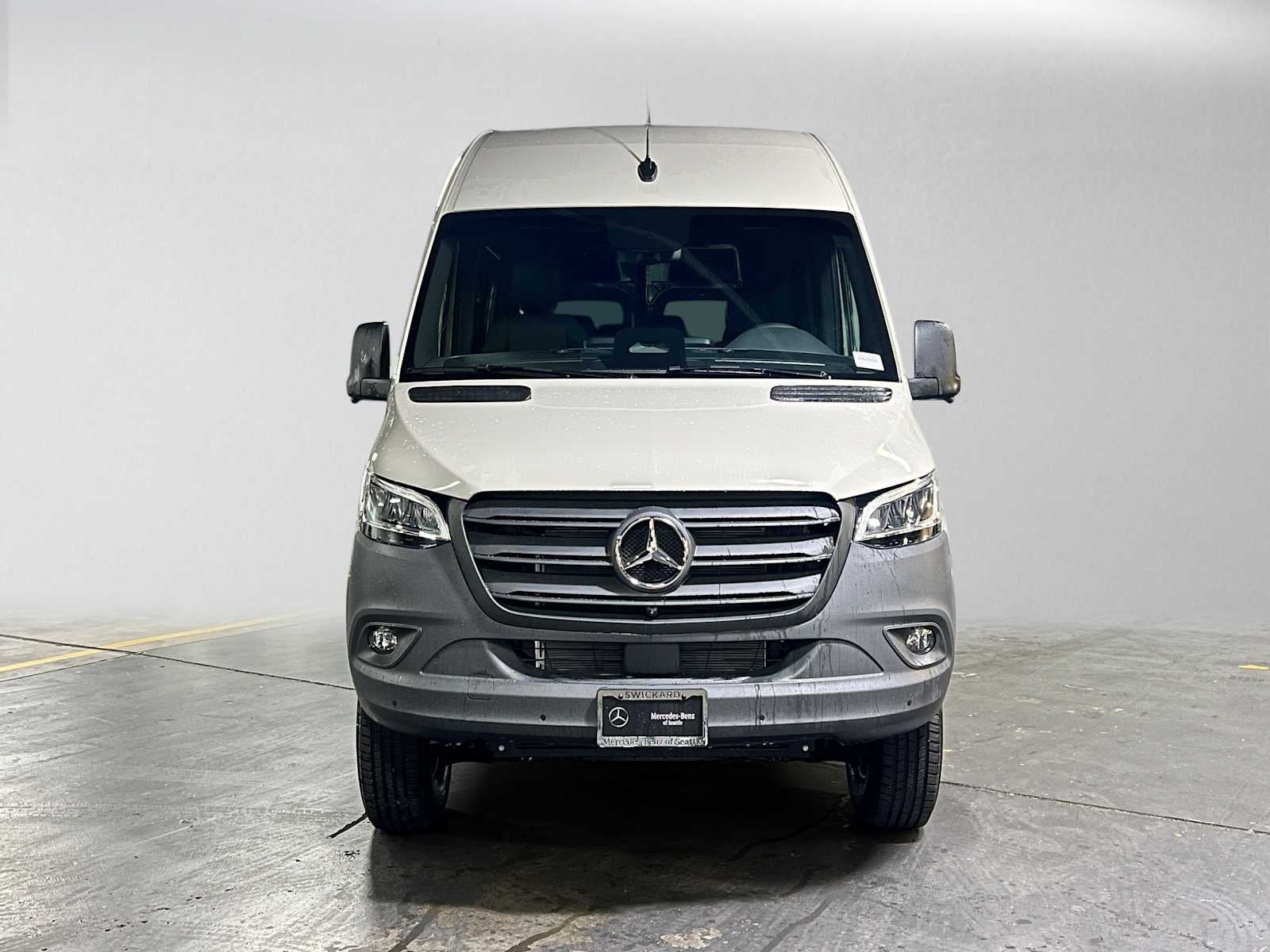 2026 Mercedes-Benz Sprinter Passenger Van 2500 Standard Roof I4 Diesel HO 144 AWD