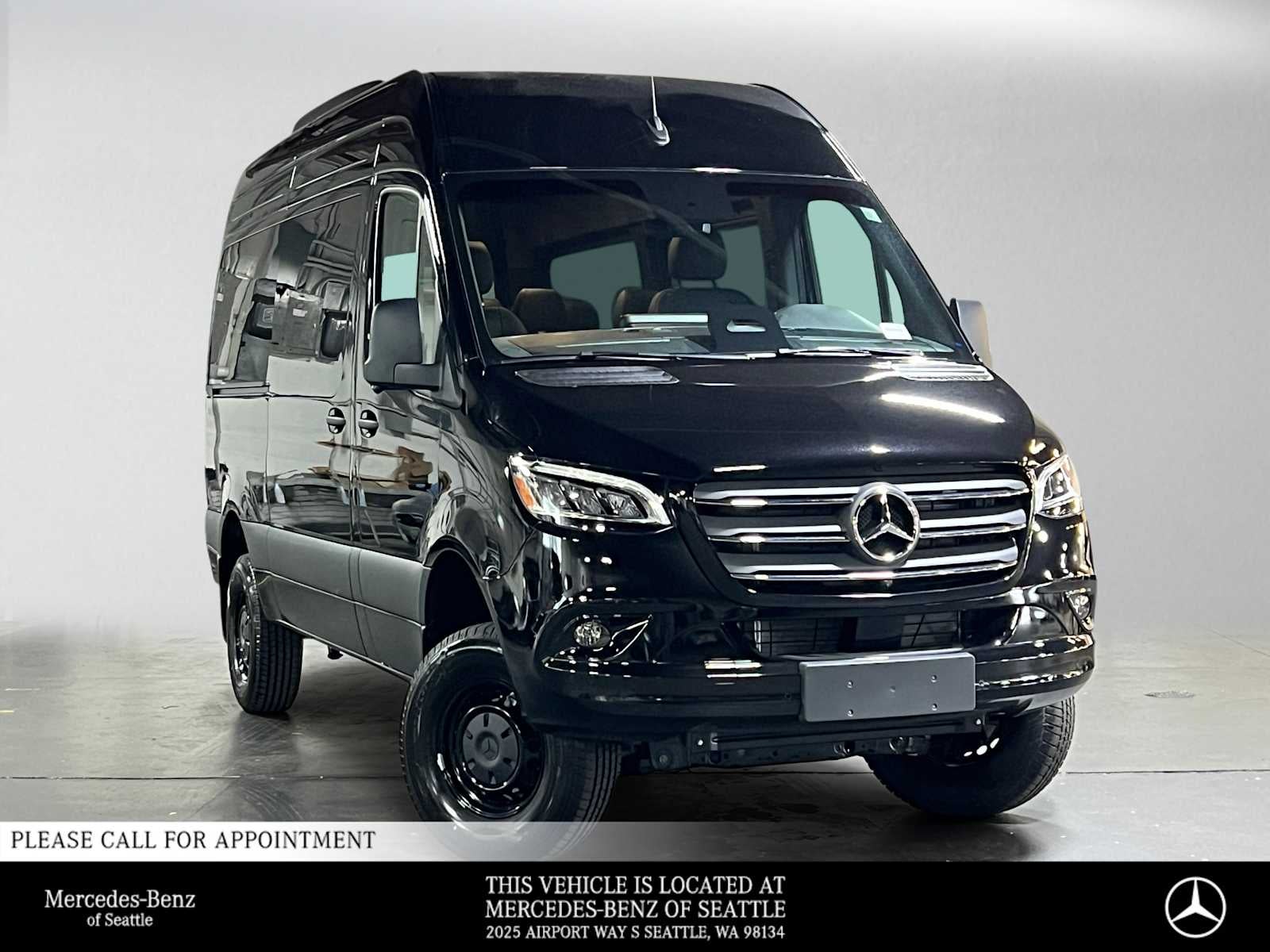 2026 Mercedes-Benz Sprinter Passenger Van 2500 Standard Roof I4 Diesel HO 144 AWD