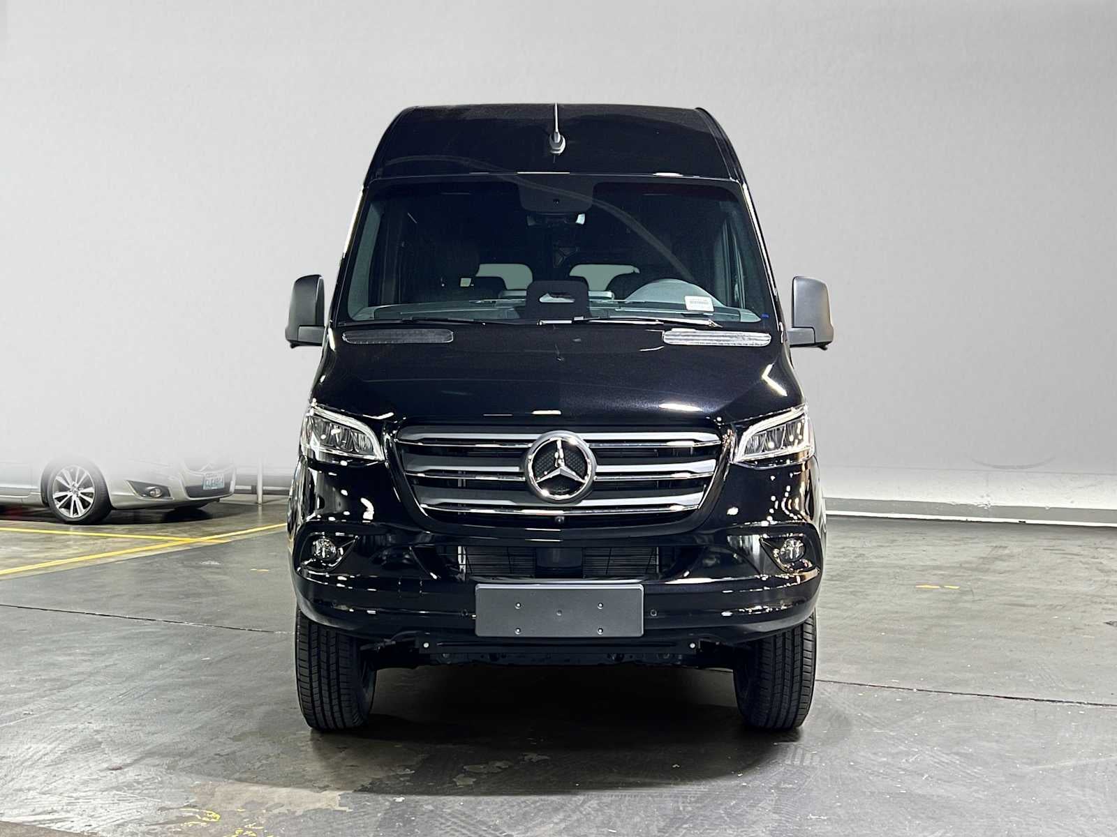 2026 Mercedes-Benz Sprinter Passenger Van 2500 Standard Roof I4 Diesel HO 144 AWD