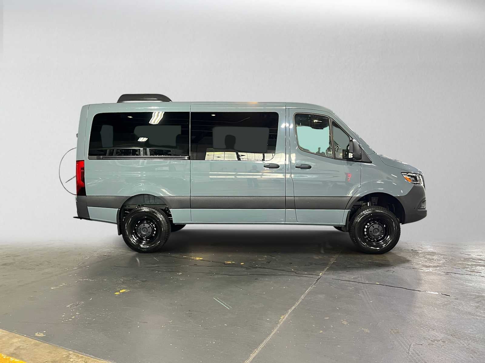 2026 Mercedes-Benz Sprinter Passenger Van 2500 Standard Roof I4 Diesel HO 144 AWD