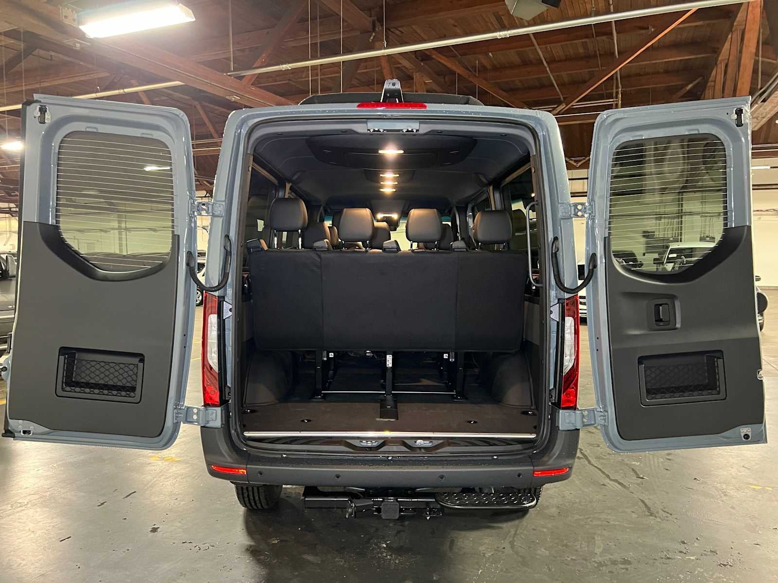 2026 Mercedes-Benz Sprinter Passenger Van 2500 Standard Roof I4 Diesel HO 144 AWD