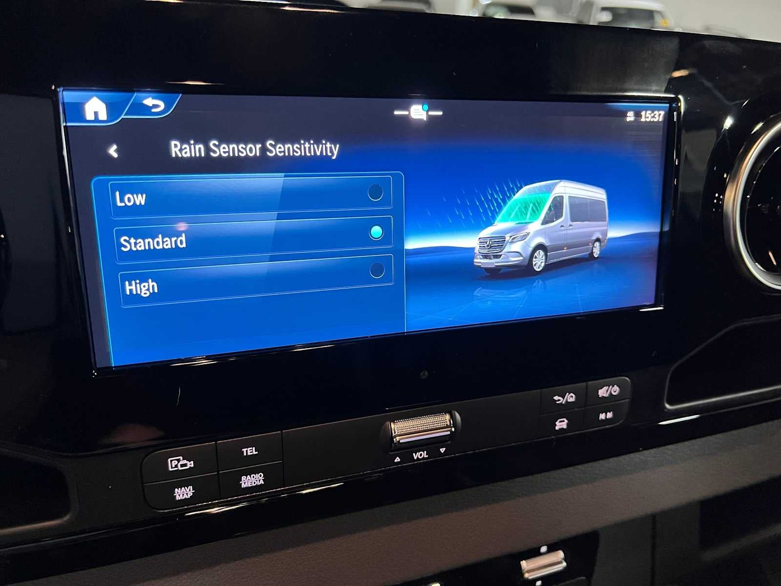 2026 Mercedes-Benz Sprinter Passenger Van 2500 Standard Roof I4 Diesel HO 144 AWD