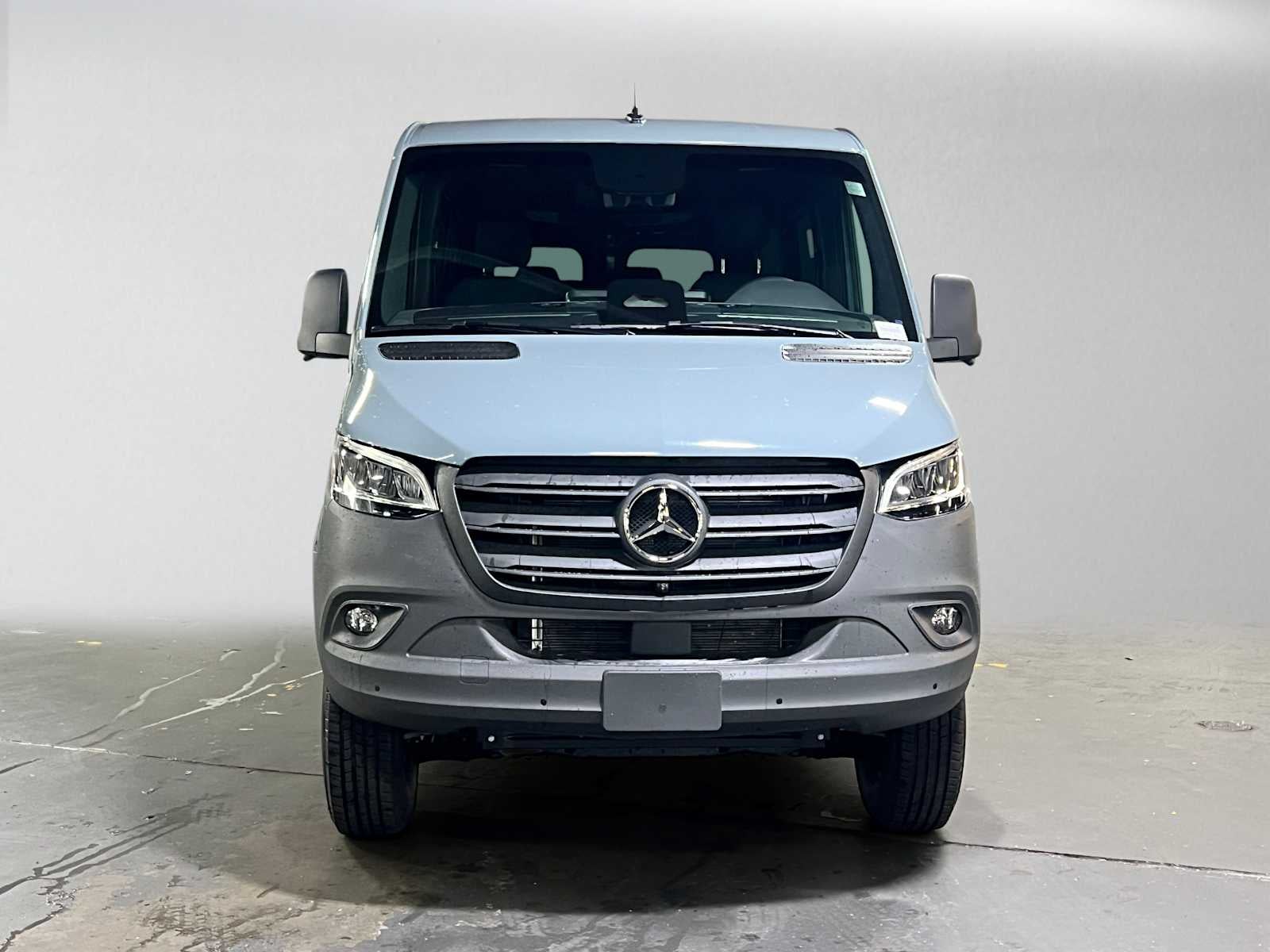 2026 Mercedes-Benz Sprinter Passenger Van 2500 Standard Roof I4 Diesel HO 144 AWD