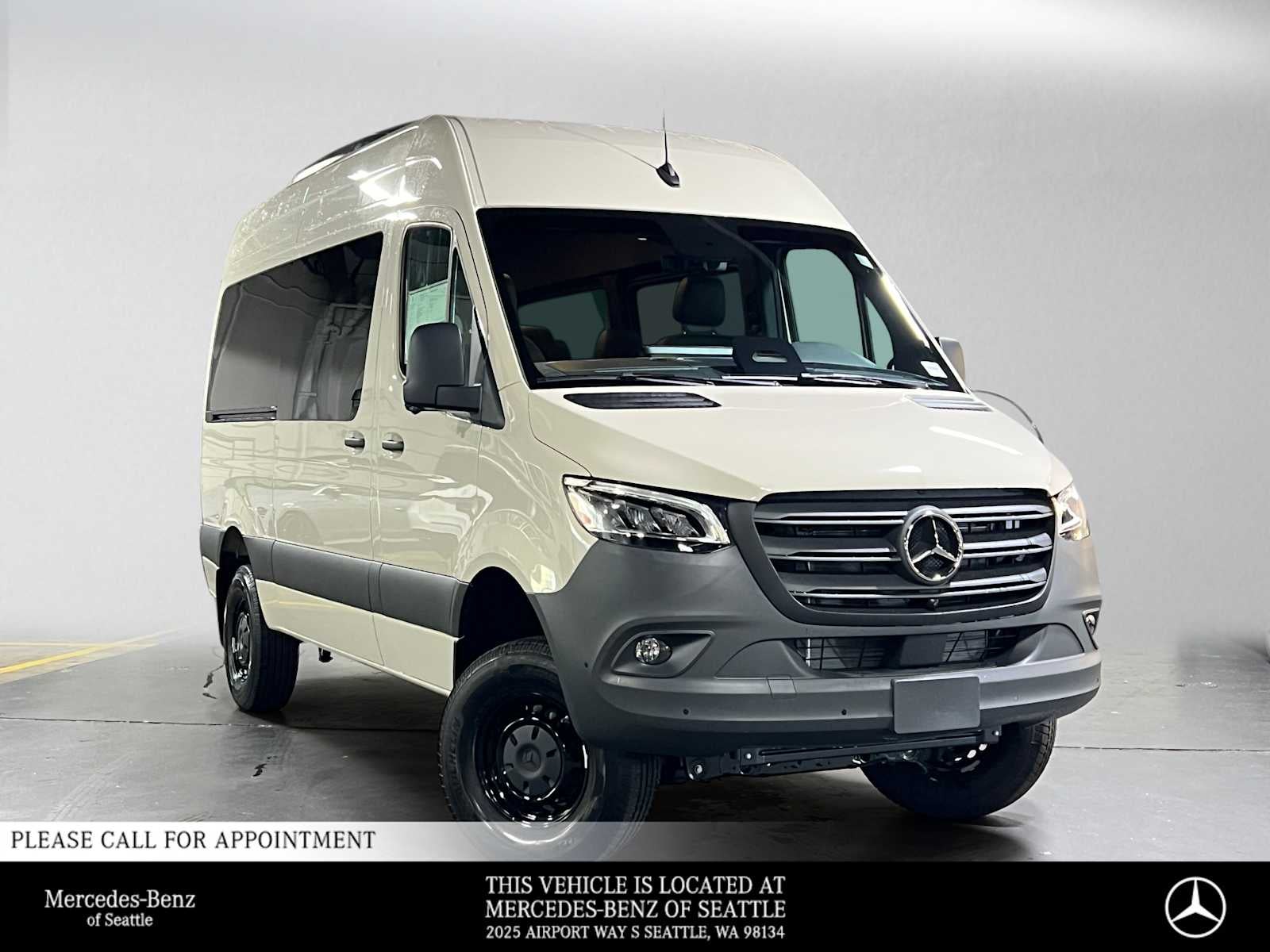 2026 Mercedes-Benz Sprinter Passenger Van 2500 Standard Roof I4 Diesel HO 144 AWD