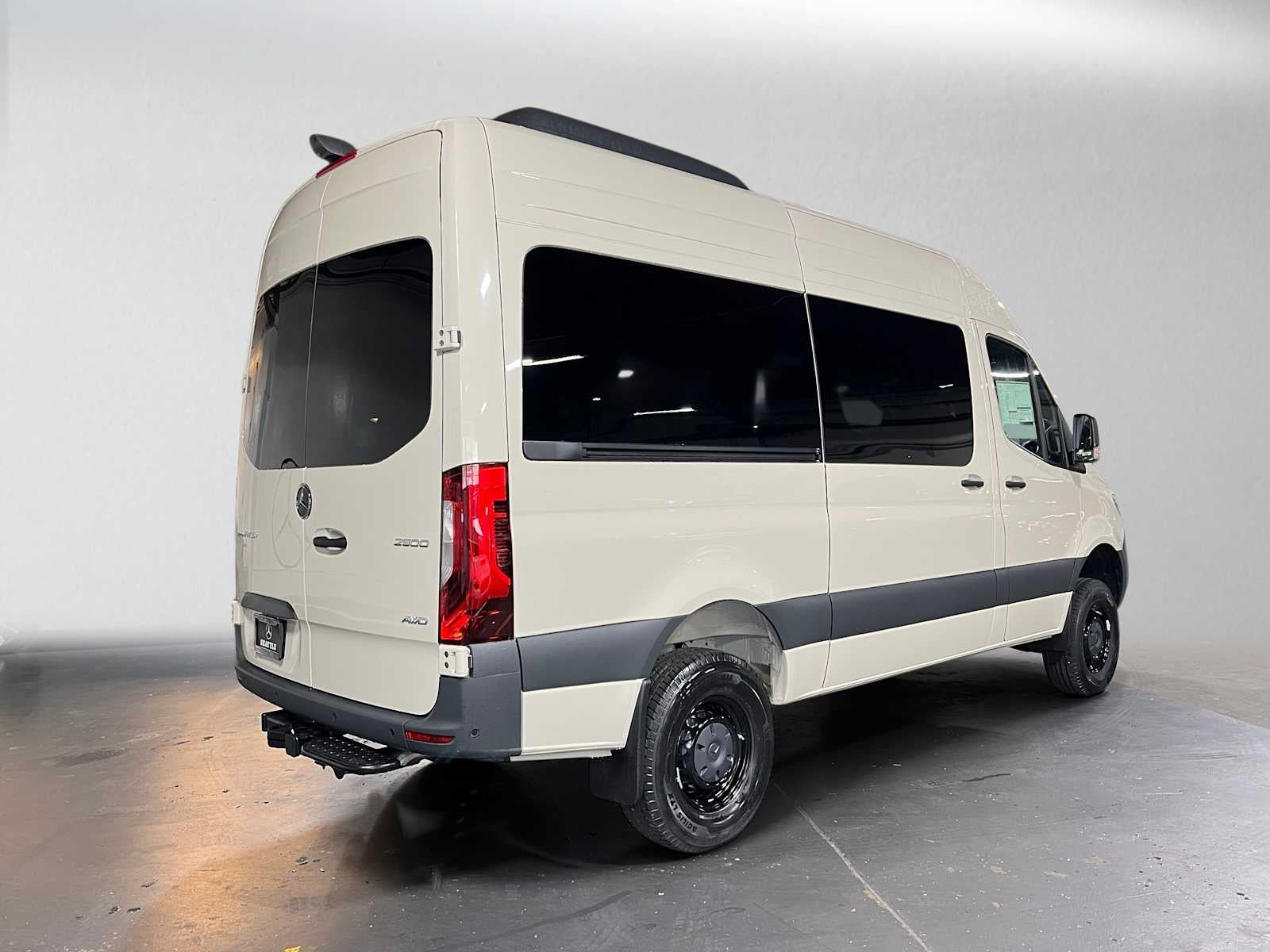 2026 Mercedes-Benz Sprinter Passenger Van 2500 Standard Roof I4 Diesel HO 144 AWD