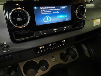 2026 Mercedes-Benz Sprinter Passenger Van 2500 Standard Roof I4 Diesel HO 144 AWD