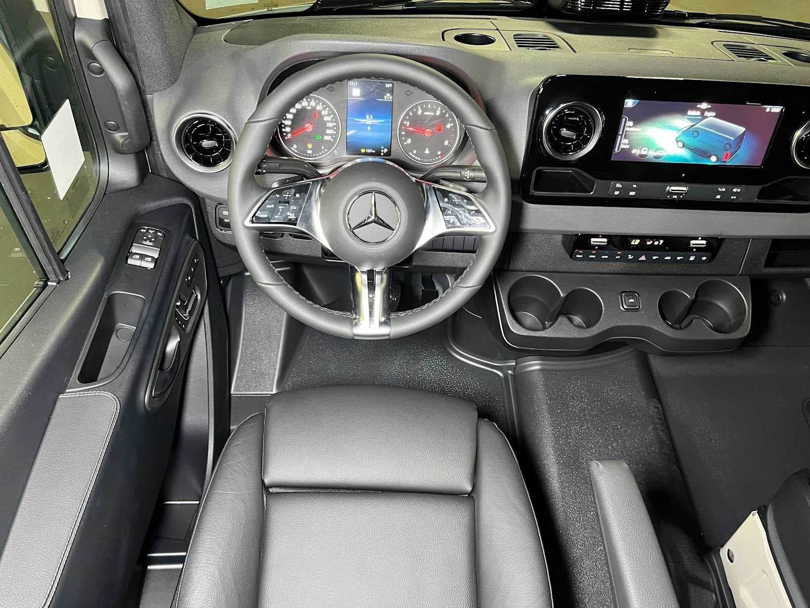 2026 Mercedes-Benz Sprinter Passenger Van 2500 Standard Roof I4 Diesel HO 144 AWD