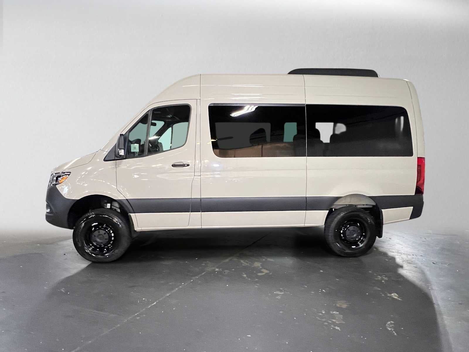 2026 Mercedes-Benz Sprinter Passenger Van 2500 Standard Roof I4 Diesel HO 144 AWD