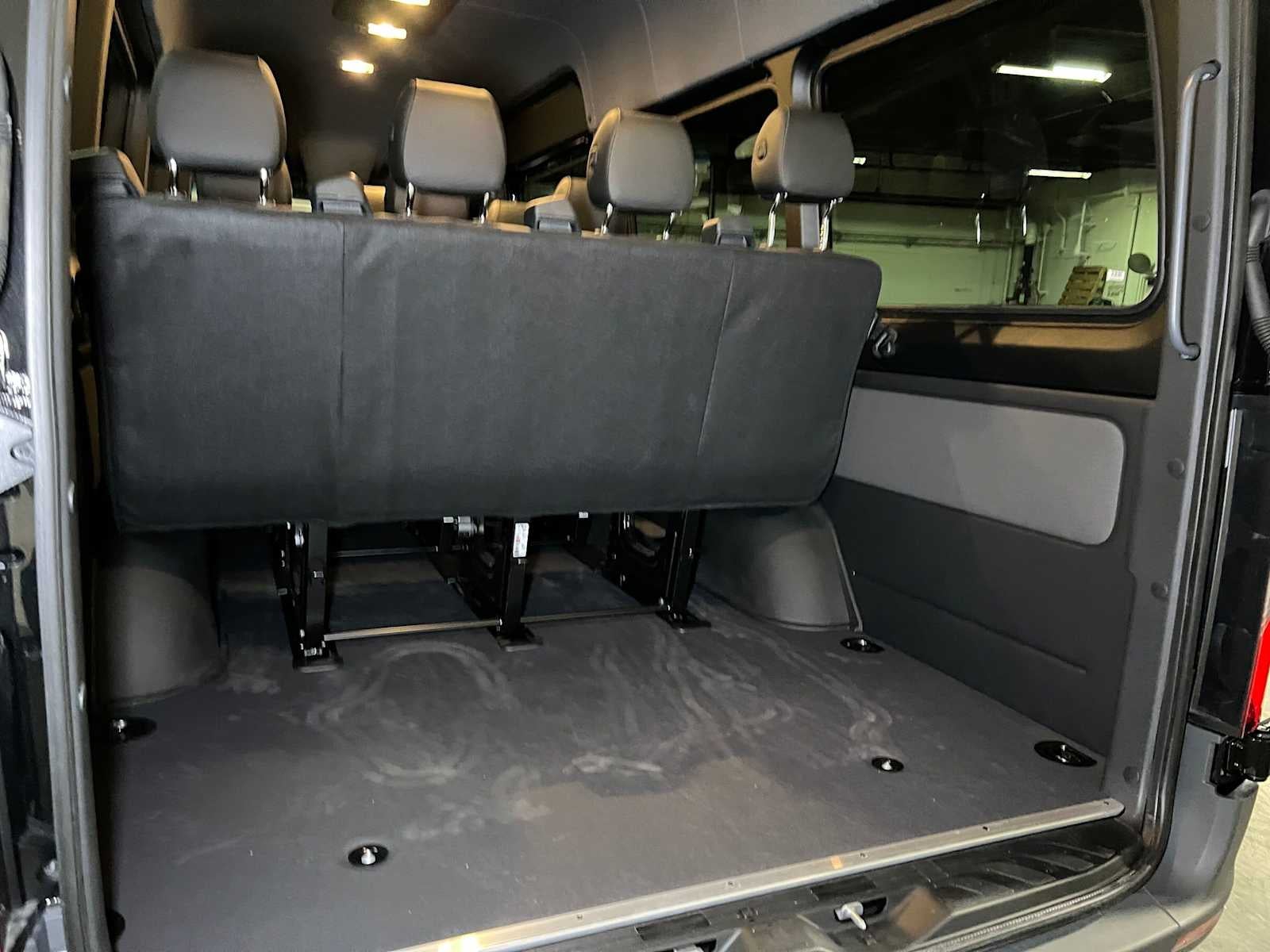 2026 Mercedes-Benz Sprinter Passenger Van 2500 High Roof I4 Diesel HO 170 RWD