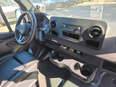 2021 Mercedes-Benz Sprinter Crew Van 2500 Standard Roof I4 144 RWD