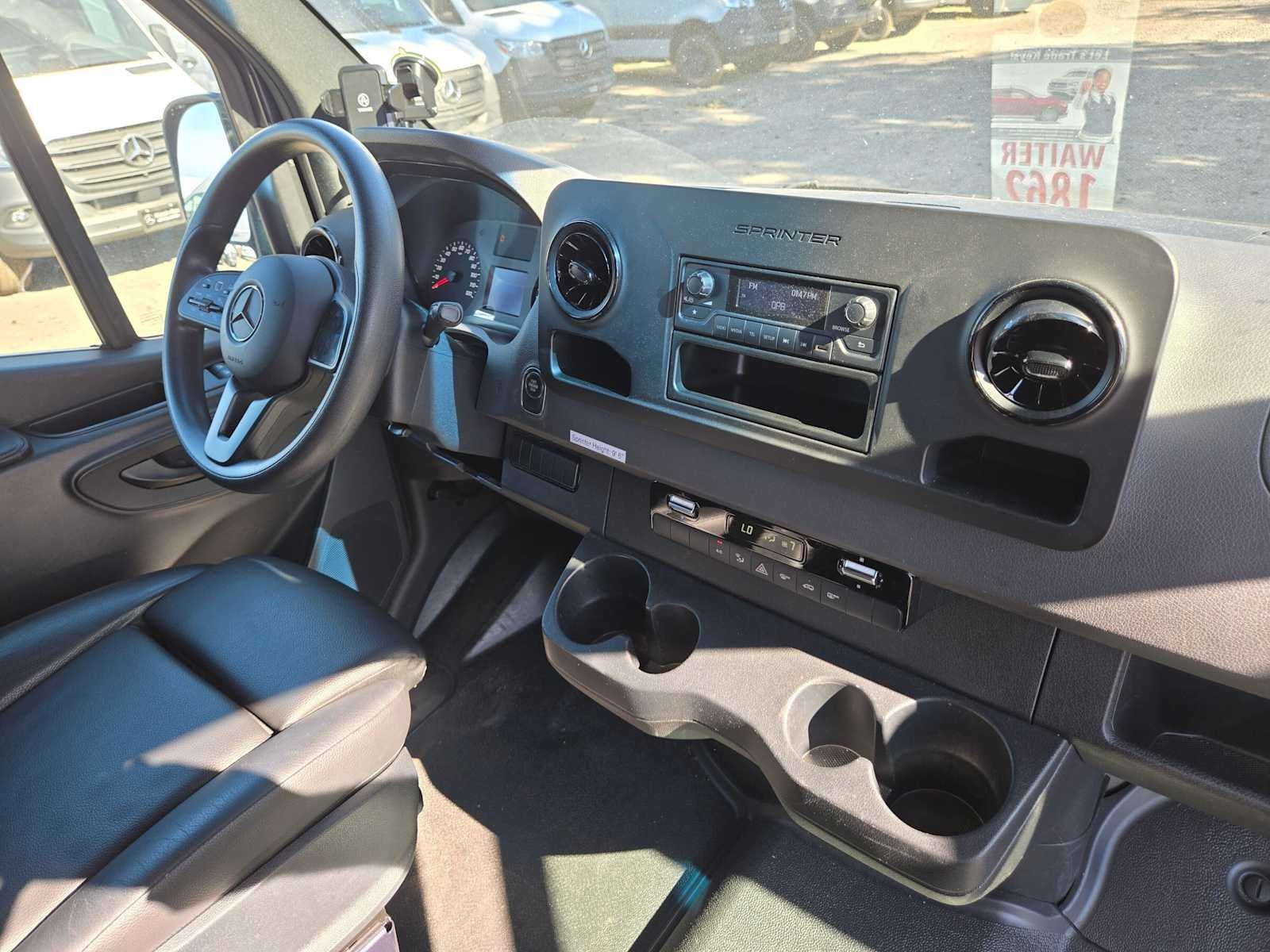2021 Mercedes-Benz Sprinter Crew Van 2500 Standard Roof I4 144 RWD