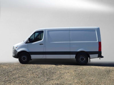 2020 Mercedes-Benz Sprinter Cargo 2500 Standard Roof V6 144 RWD