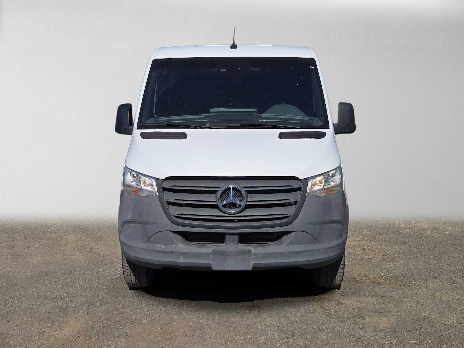 2020 Mercedes-Benz Sprinter Cargo 2500 Standard Roof V6 144 RWD