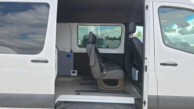 2020 Mercedes-Benz Sprinter Crew Van 2500 High Roof V6 170 4WD