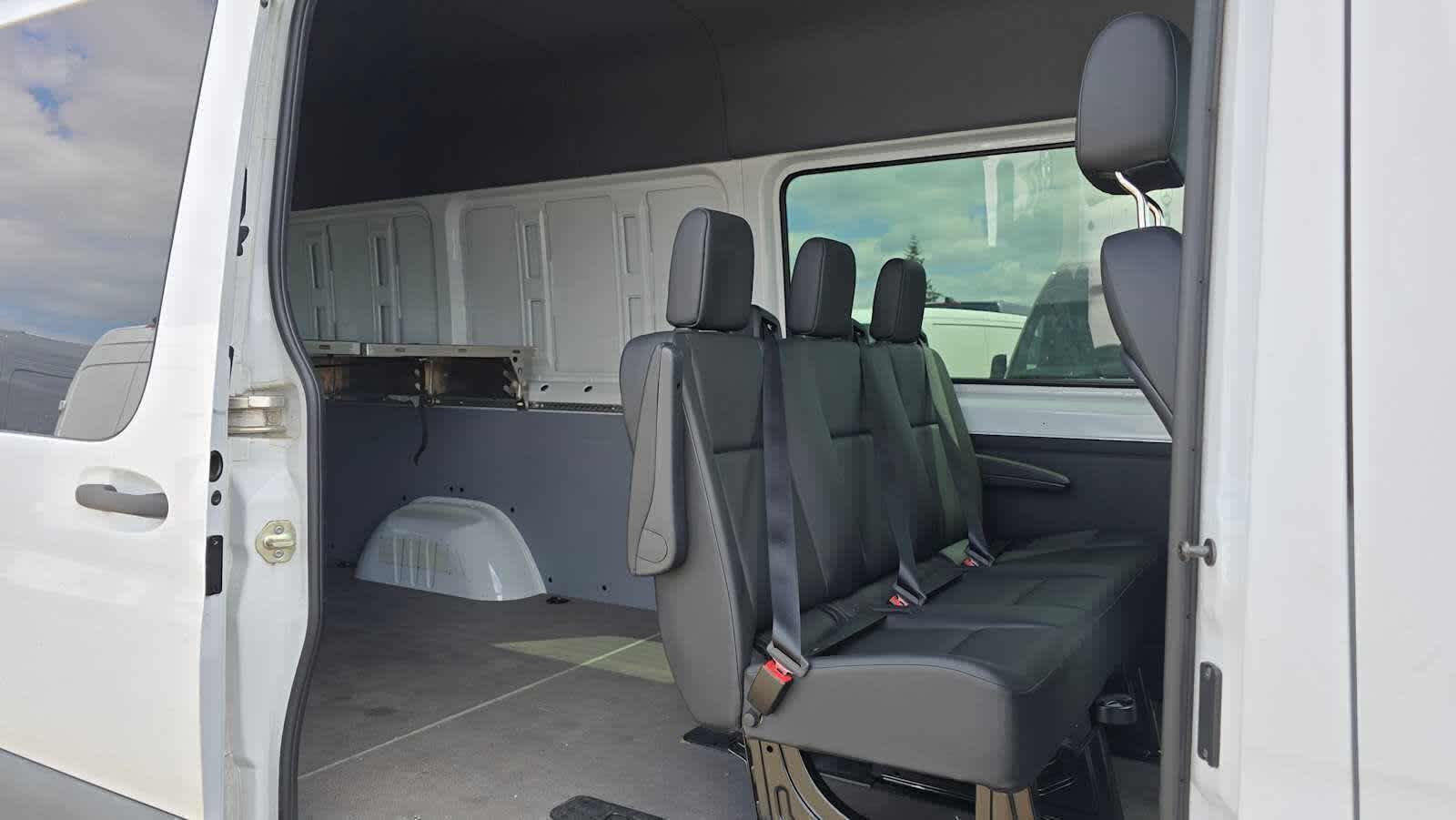 2020 Mercedes-Benz Sprinter Crew Van 2500 High Roof V6 170 4WD
