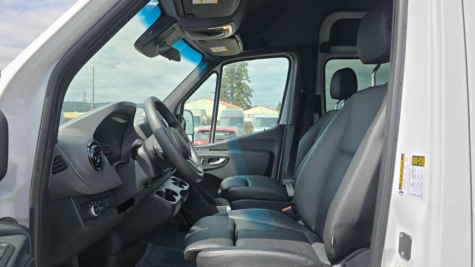 2020 Mercedes-Benz Sprinter Crew Van 2500 High Roof V6 170 4WD
