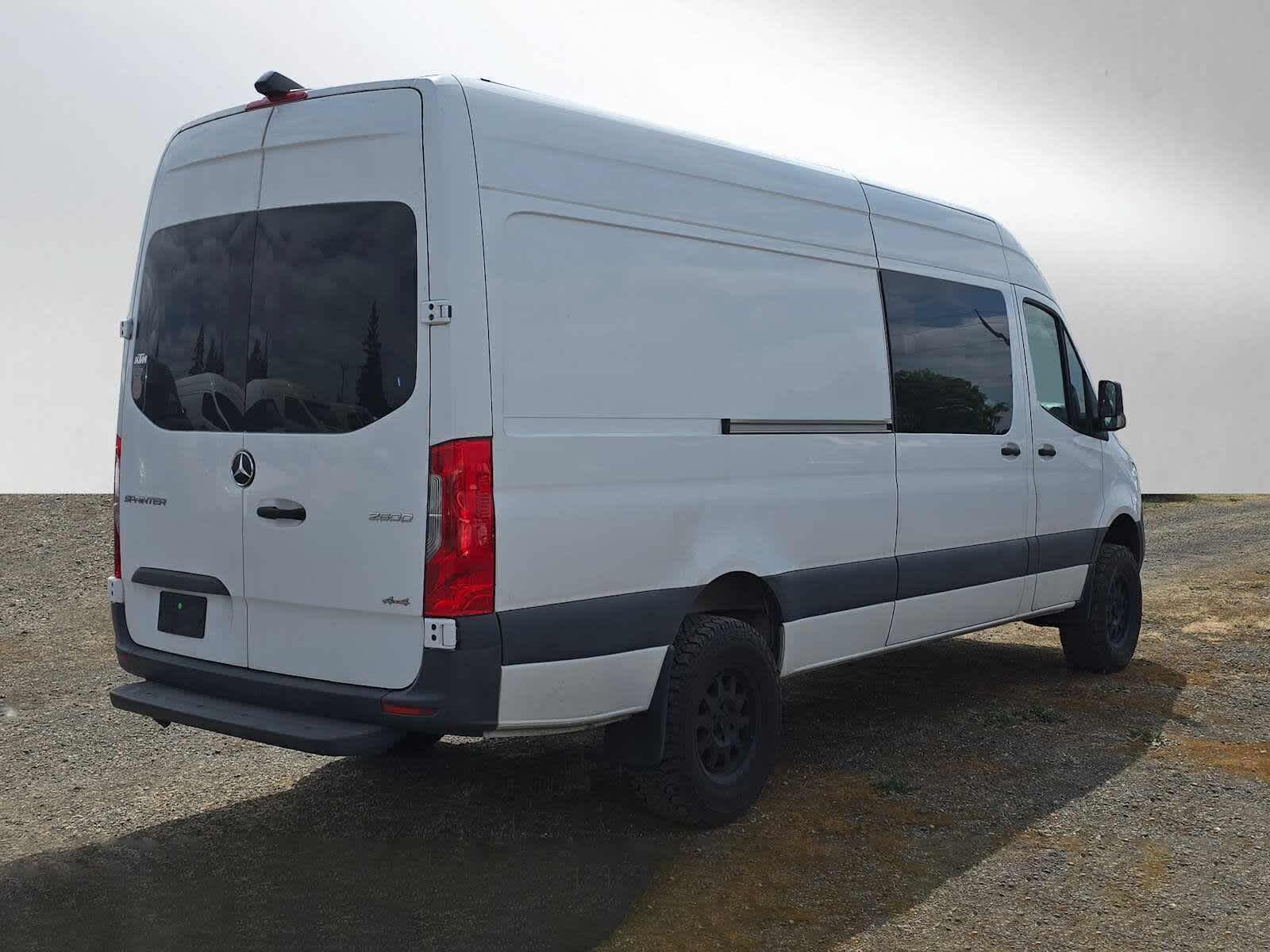 2020 Mercedes-Benz Sprinter Crew Van 2500 High Roof V6 170 4WD