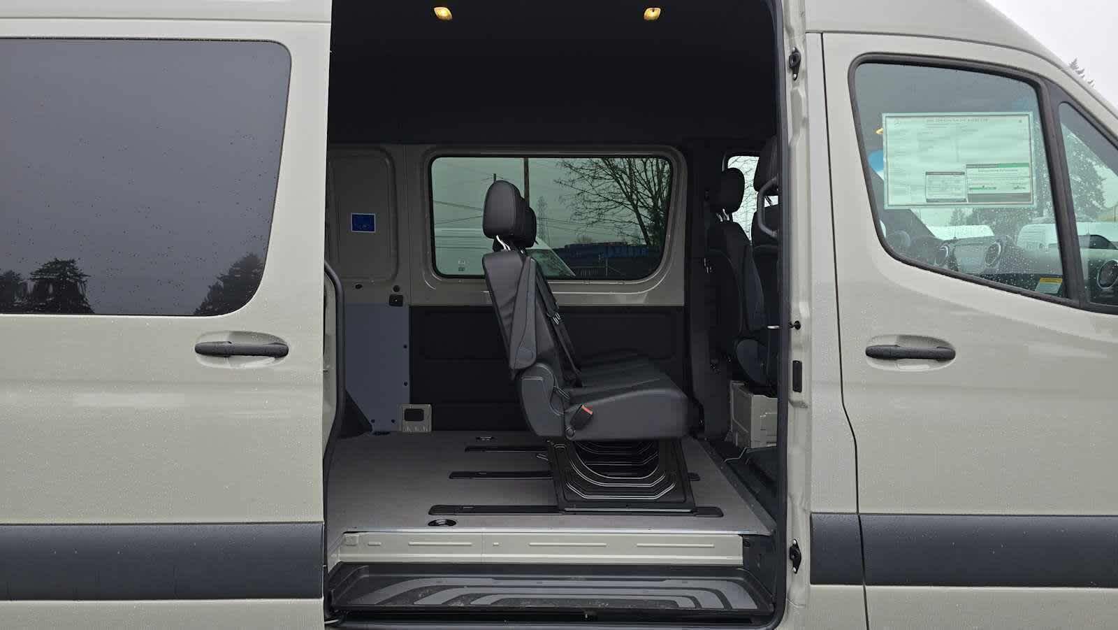 2026 Mercedes-Benz Sprinter 2500 Standard Roof I4 Diesel HO 144" AWD