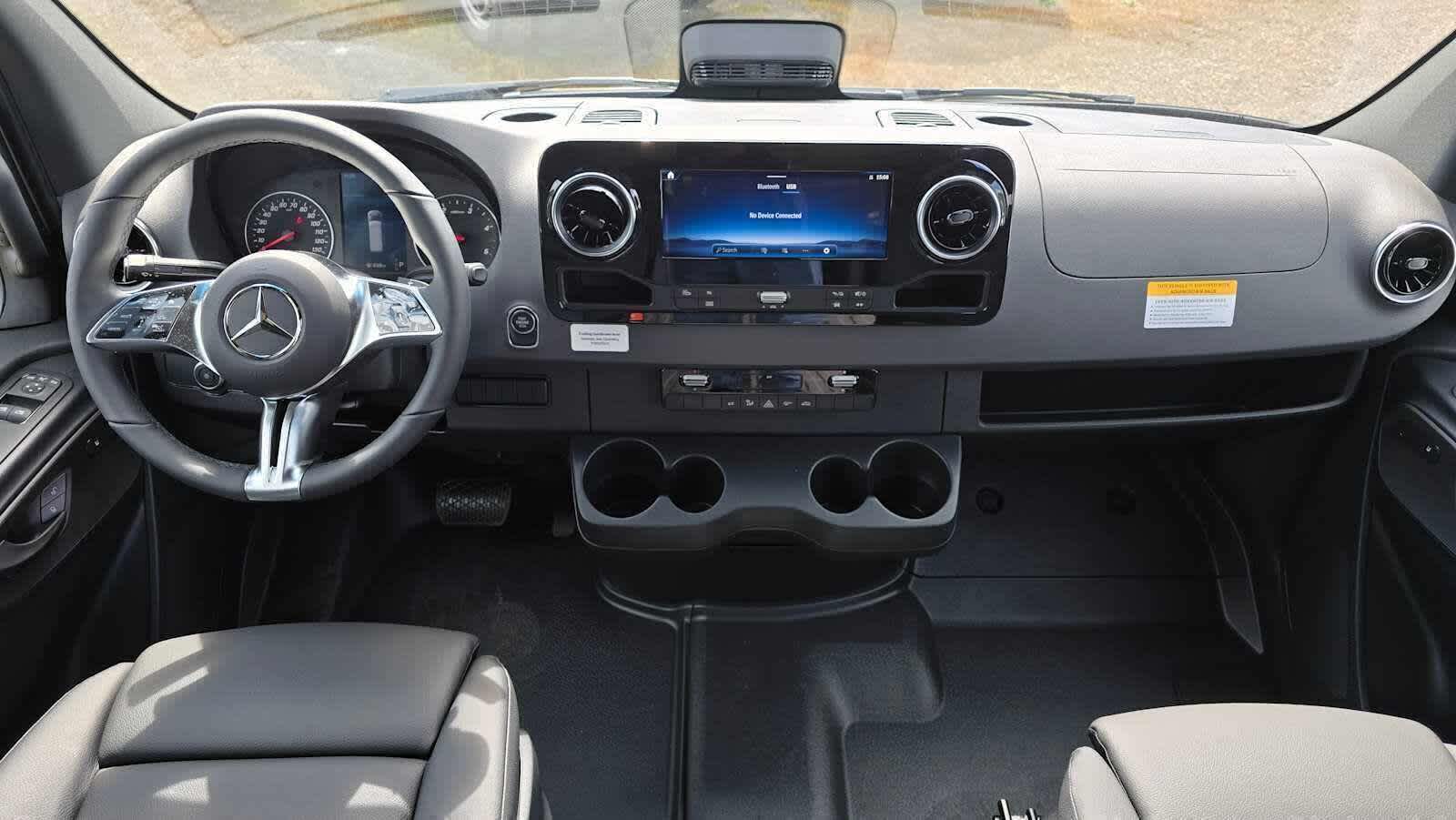 2026 Mercedes-Benz Sprinter 2500 Standard Roof I4 Diesel HO 144 AWD