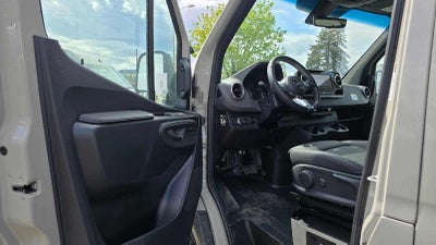 2026 Mercedes-Benz Sprinter 2500 Standard Roof I4 Diesel HO 144 AWD