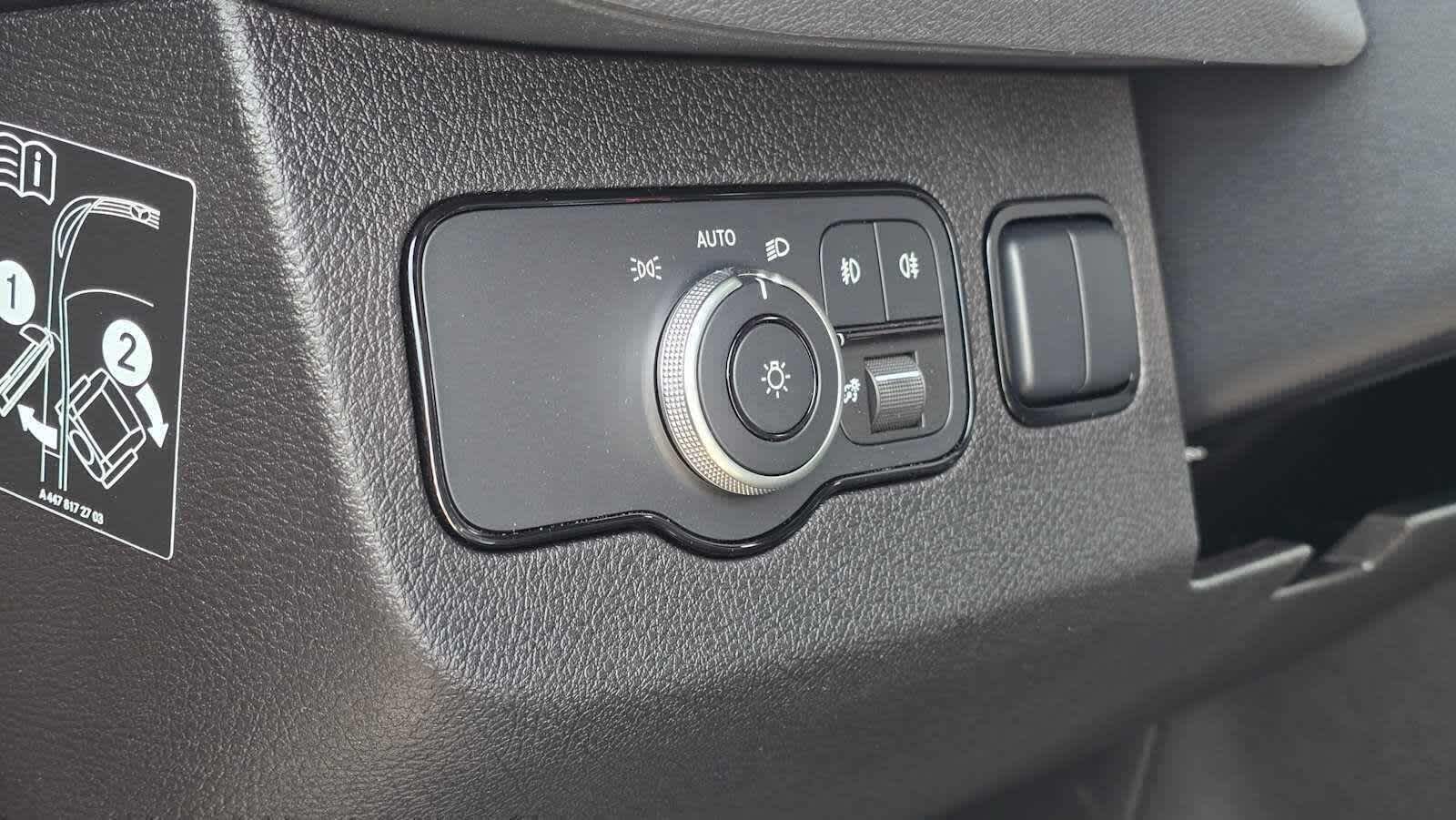 2026 Mercedes-Benz Sprinter 2500 Standard Roof I4 Diesel HO 144 AWD