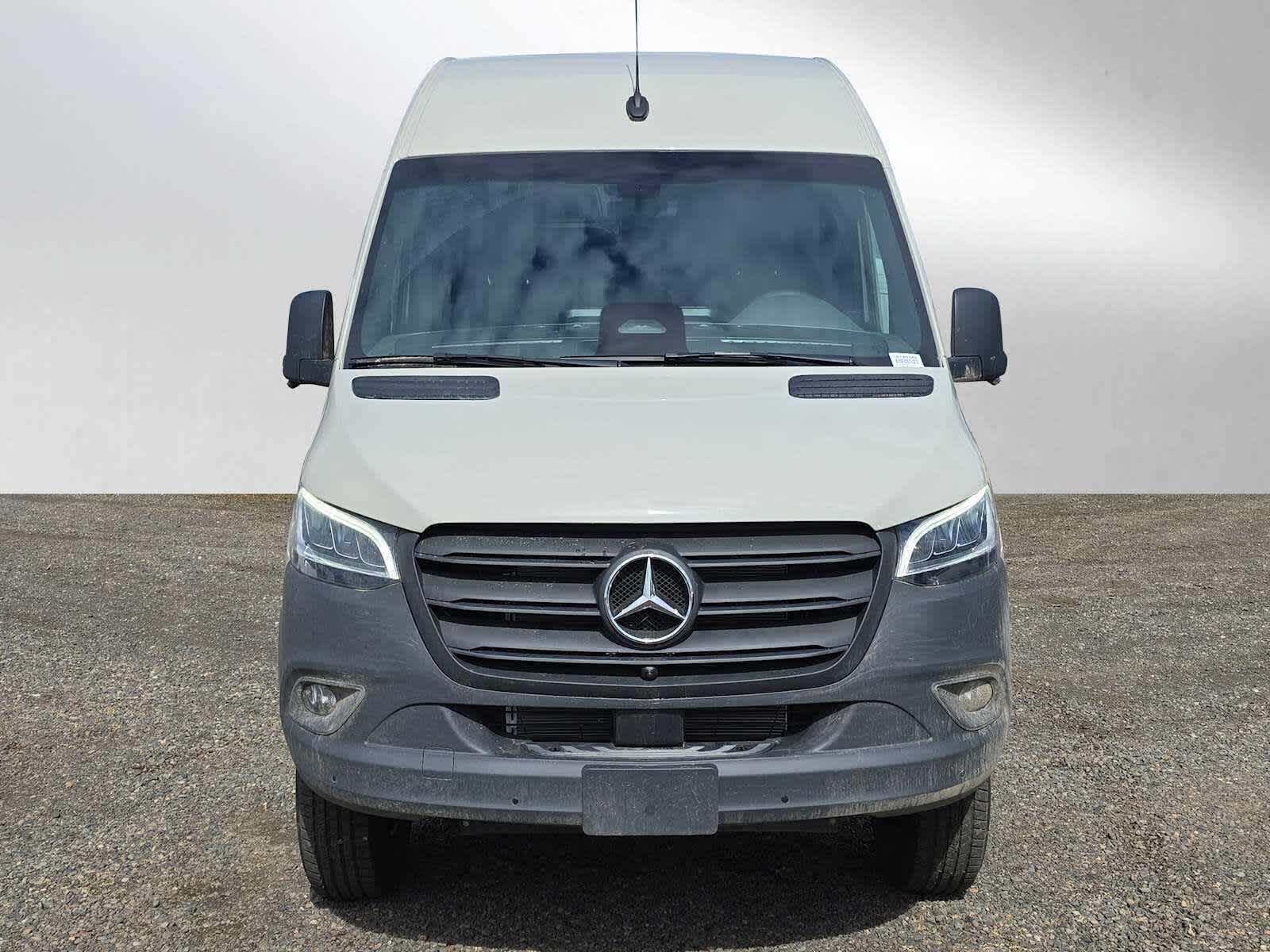 2026 Mercedes-Benz Sprinter 2500 Standard Roof I4 Diesel HO 144 AWD