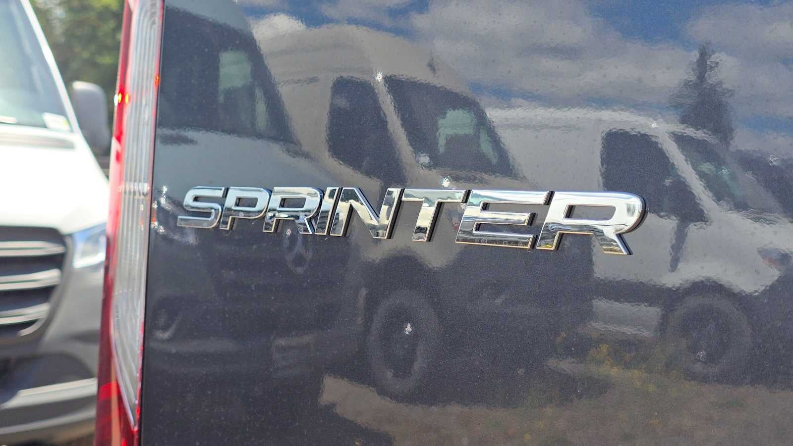 2026 Mercedes-Benz Sprinter 2500 Standard Roof I4 Diesel HO 144 AWD