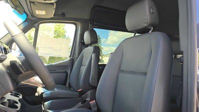2026 Mercedes-Benz Sprinter 2500 Standard Roof I4 Diesel HO 144 AWD