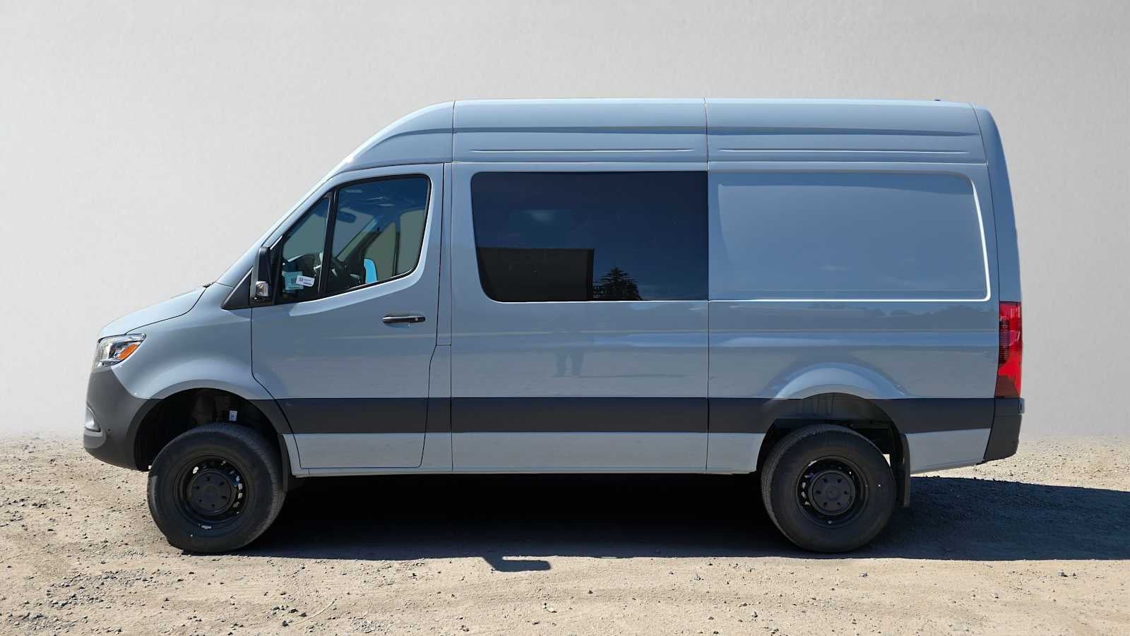 2026 Mercedes-Benz Sprinter 2500 Standard Roof I4 Diesel HO 144 AWD
