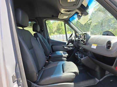 2026 Mercedes-Benz Sprinter 2500 Standard Roof I4 Diesel HO 144 AWD