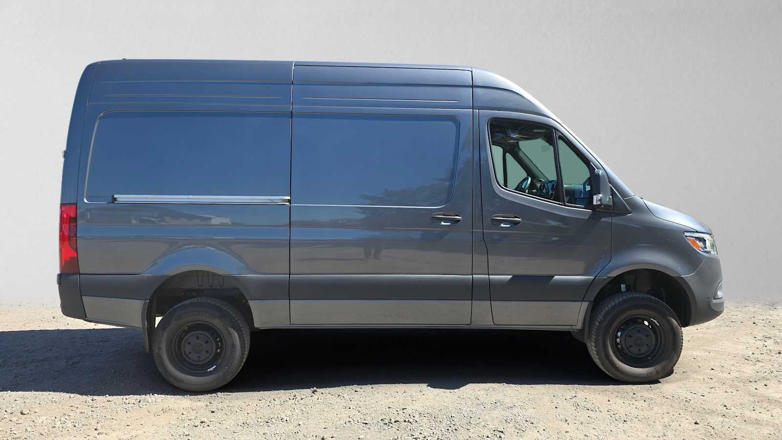 2026 Mercedes-Benz Sprinter 2500 Standard Roof I4 Diesel HO 144 AWD