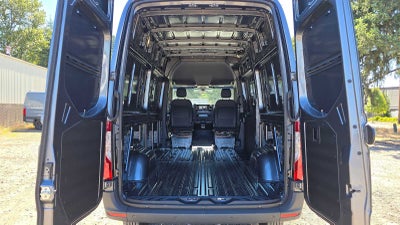 2026 Mercedes-Benz Sprinter 2500 Standard Roof I4 Diesel HO 144 AWD