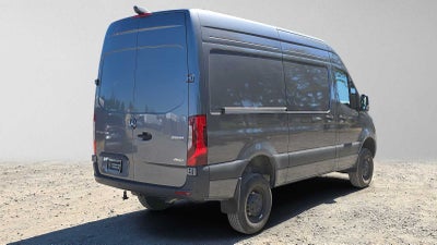2026 Mercedes-Benz Sprinter 2500 Standard Roof I4 Diesel HO 144 AWD