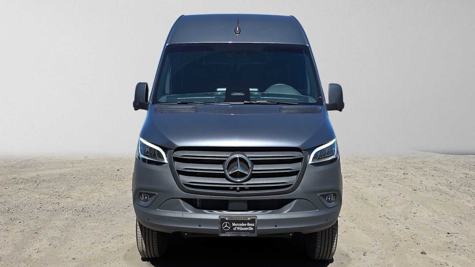 2026 Mercedes-Benz Sprinter 2500 Standard Roof I4 Diesel HO 144 AWD