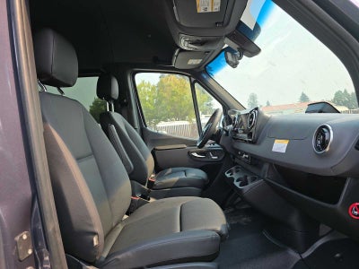2026 Mercedes-Benz Sprinter 2500 Standard Roof I4 Diesel HO 144 AWD