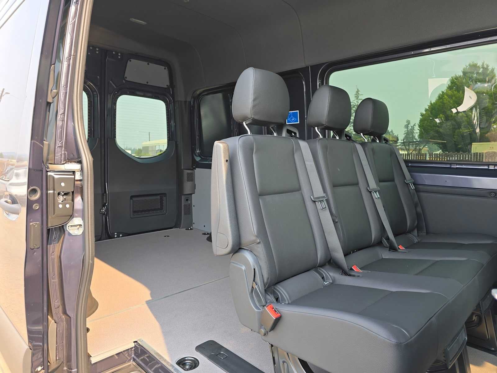 2026 Mercedes-Benz Sprinter 2500 Standard Roof I4 Diesel HO 144 AWD