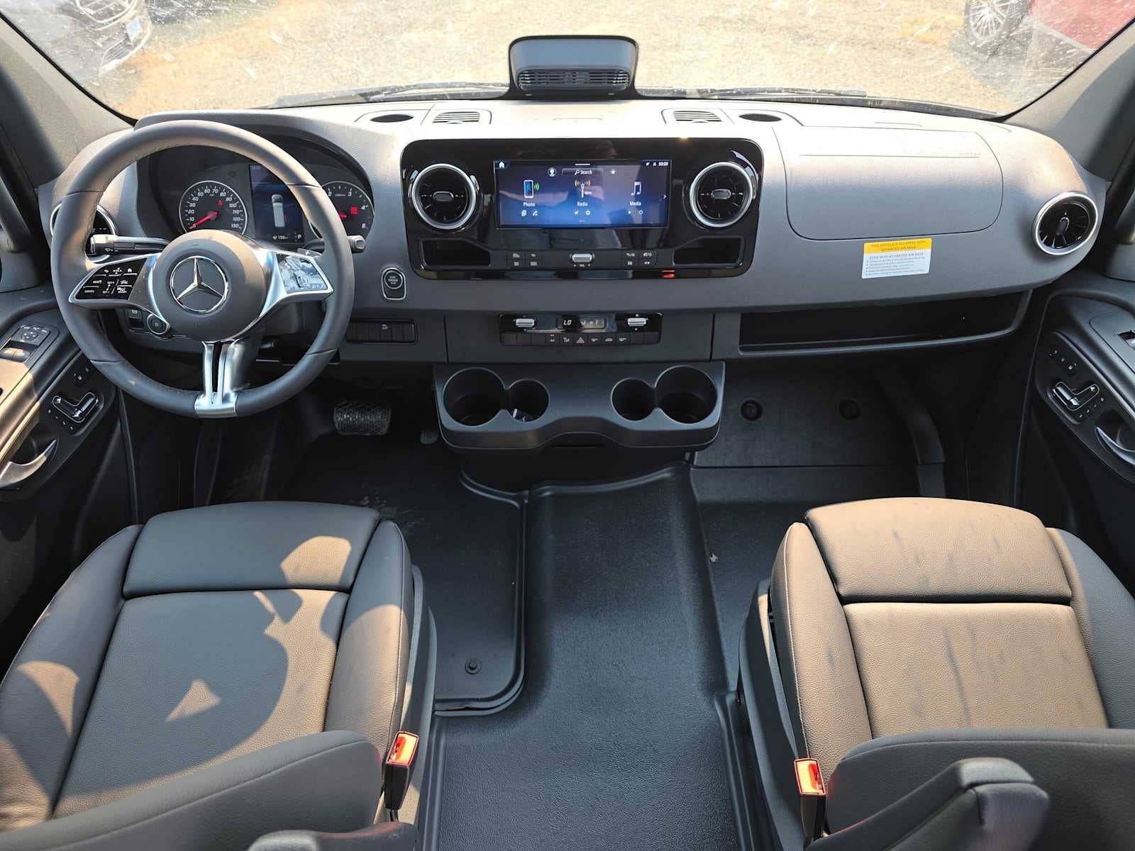 2026 Mercedes-Benz Sprinter 2500 Standard Roof I4 Diesel HO 144 AWD
