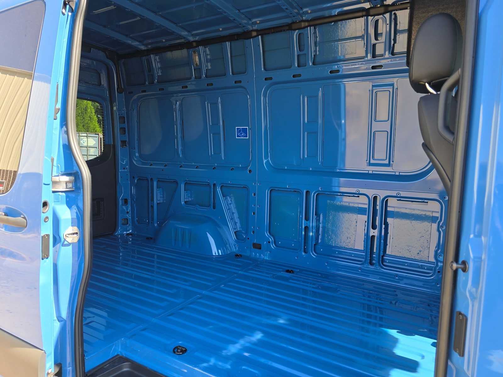 2026 Mercedes-Benz Sprinter 2500 Standard Roof I4 Diesel HO 144 AWD