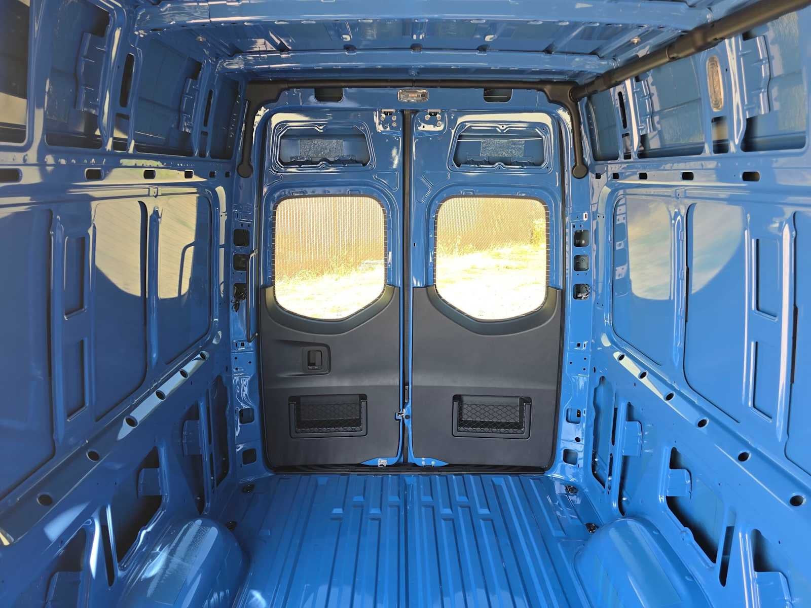 2026 Mercedes-Benz Sprinter 2500 Standard Roof I4 Diesel HO 144 AWD