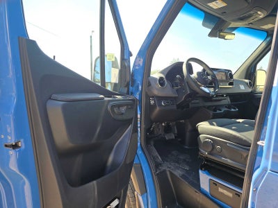 2026 Mercedes-Benz Sprinter 2500 Standard Roof I4 Diesel HO 144 AWD