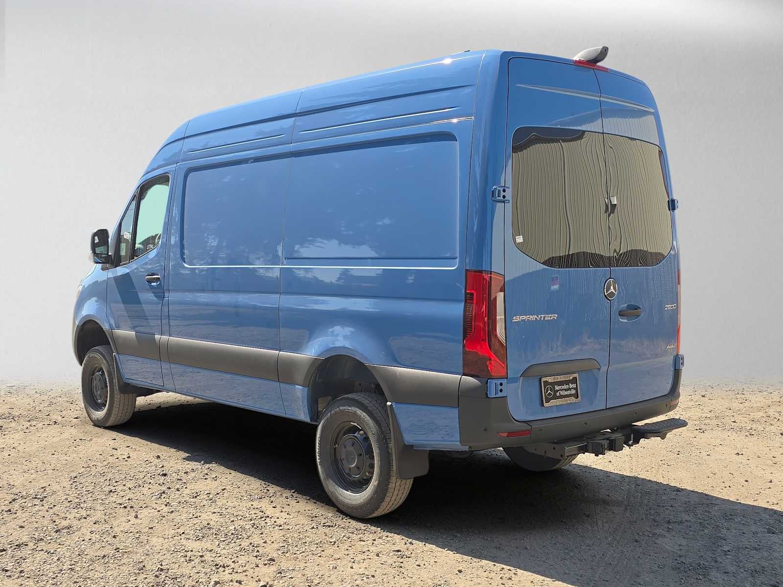 2026 Mercedes-Benz Sprinter 2500 Standard Roof I4 Diesel HO 144 AWD