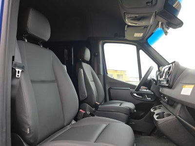 2026 Mercedes-Benz Sprinter 2500 Standard Roof I4 Diesel HO 144 AWD