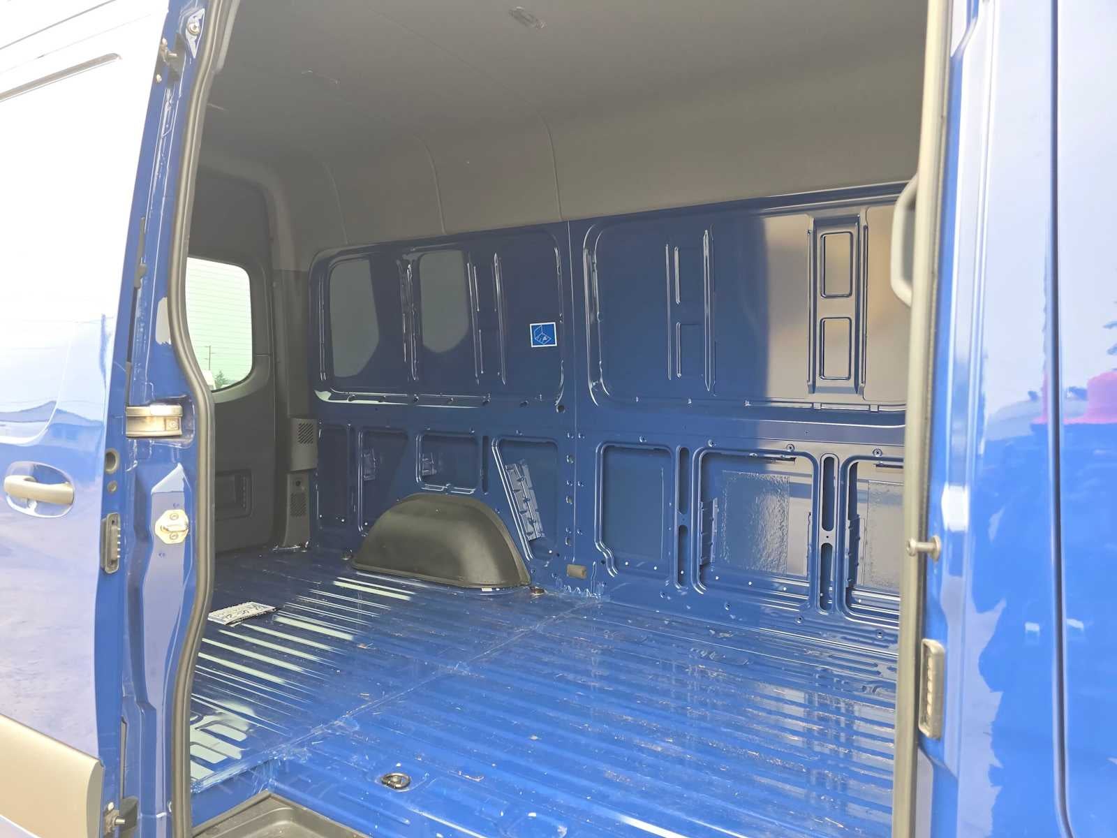 2026 Mercedes-Benz Sprinter 2500 Standard Roof I4 Diesel HO 144 AWD