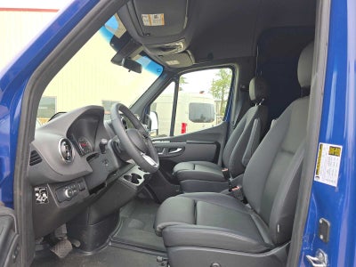 2026 Mercedes-Benz Sprinter 2500 Standard Roof I4 Diesel HO 144 AWD
