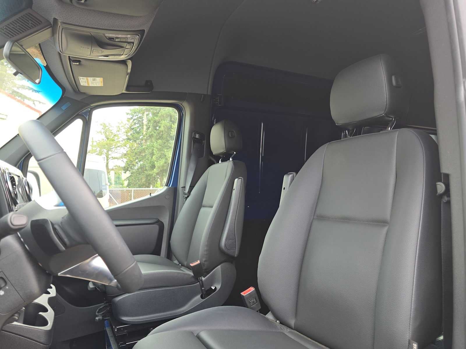 2026 Mercedes-Benz Sprinter 2500 Standard Roof I4 Diesel HO 144 AWD