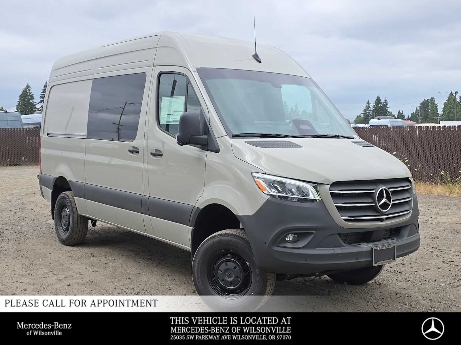 2026 Mercedes-Benz Sprinter 2500 Standard Roof I4 Diesel HO 144 AWD
